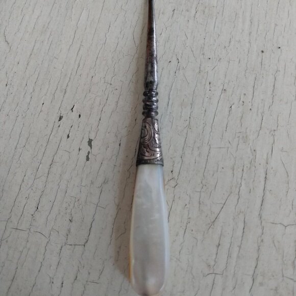 Vintage Victorian Button Hook MOP Mother of Pearl Handle Antique Shoes Boots - Picture 11 of 13